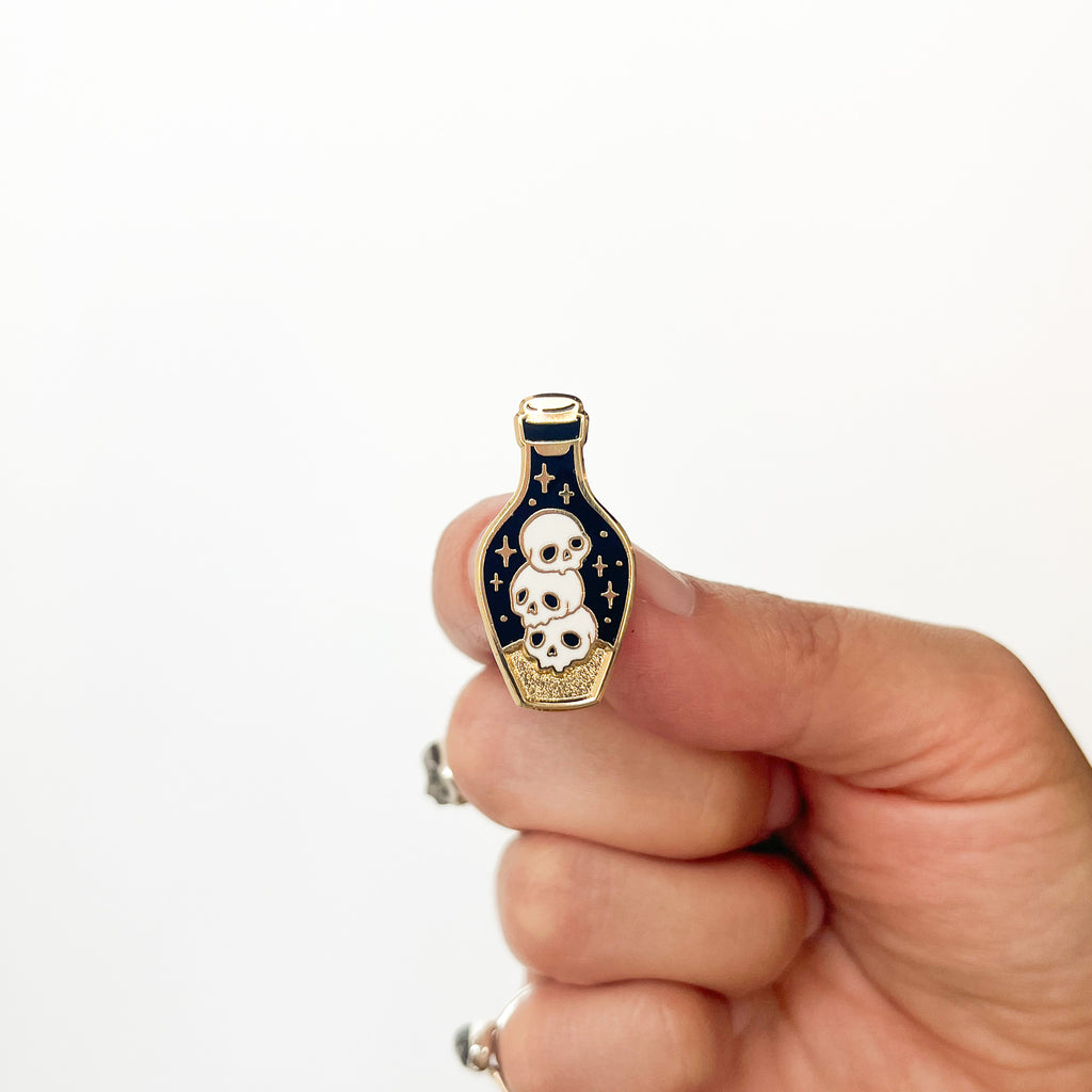 Skull Potion Bottle Enamel Pin