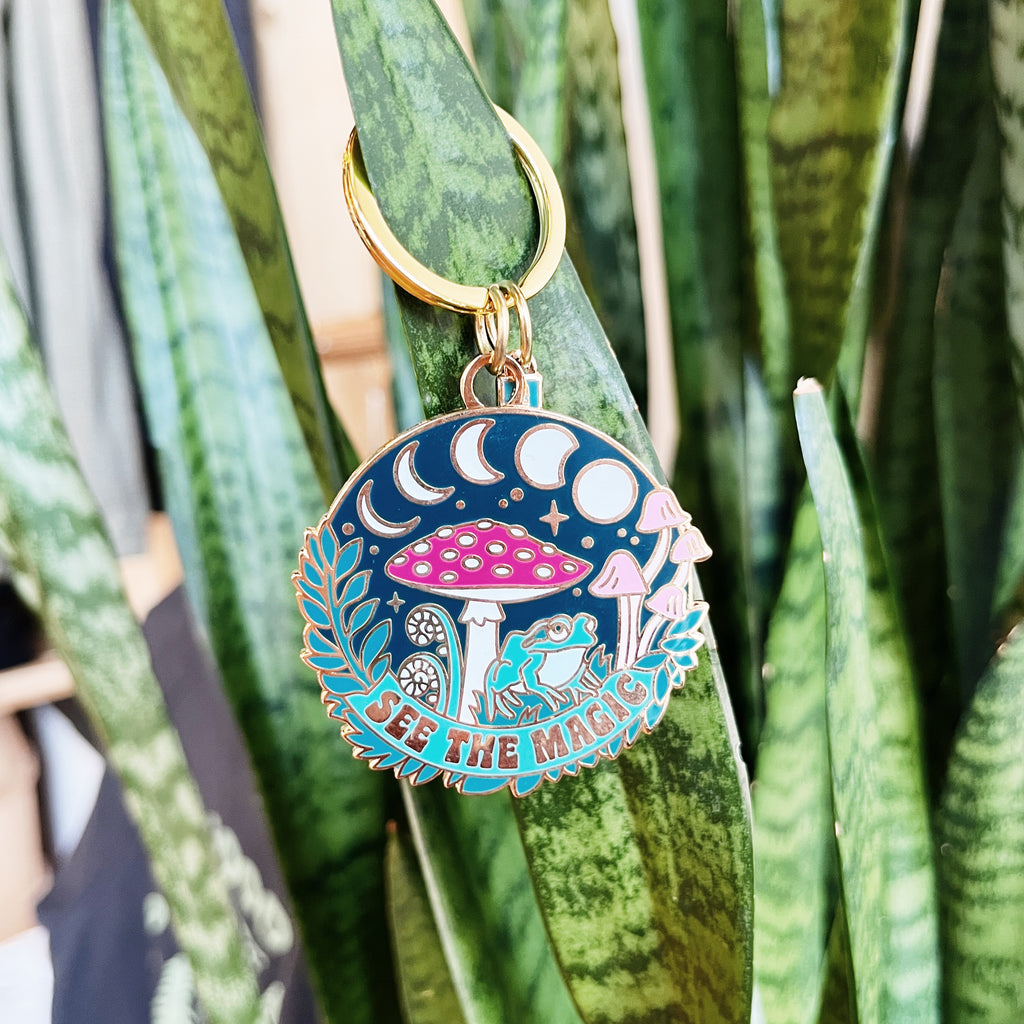 See the Magic Keychain - Glow in the Dark