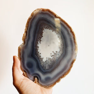Top view of a small Agate tray with alternating light and dark bands