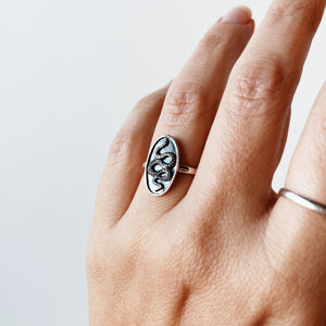 Silver snake cameo ring