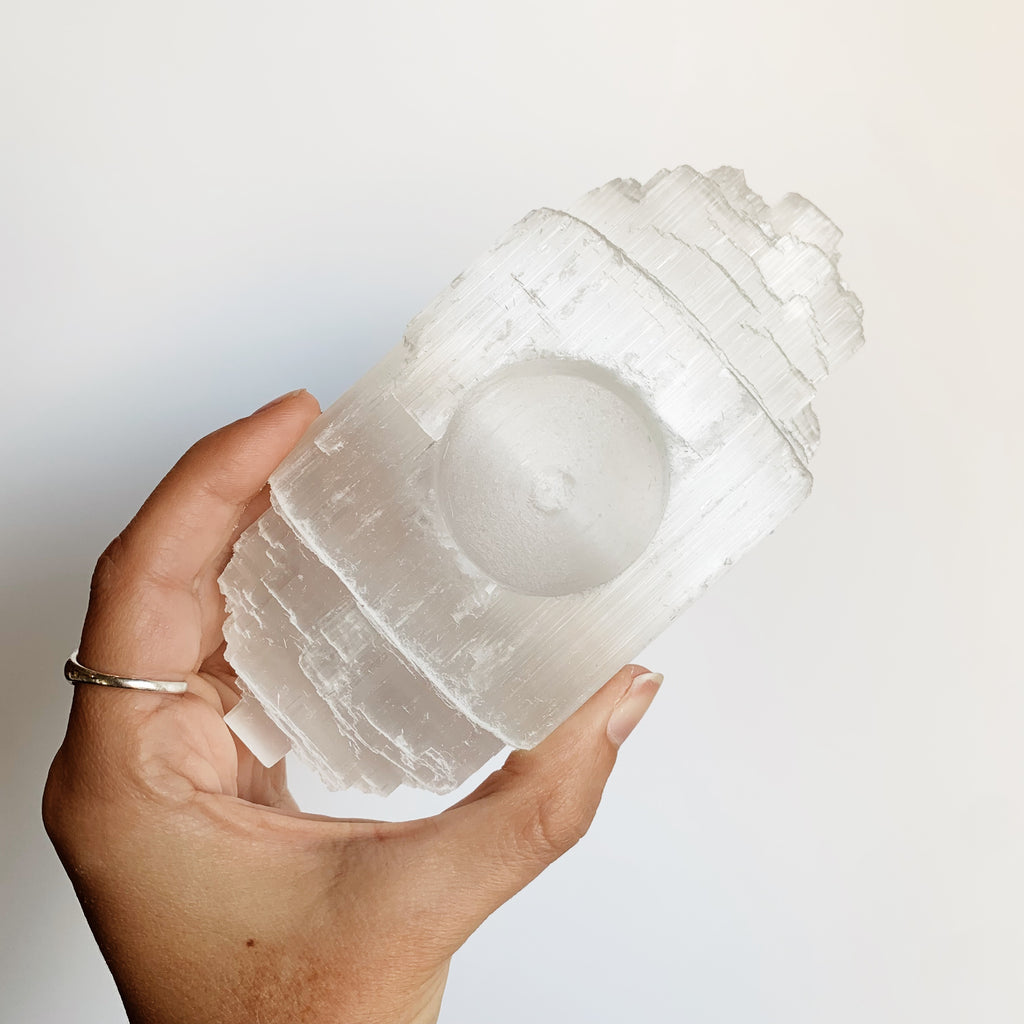 Selenite log candle holder